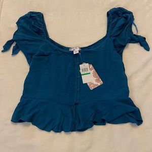 NWT. Band of gypsies cropped top.